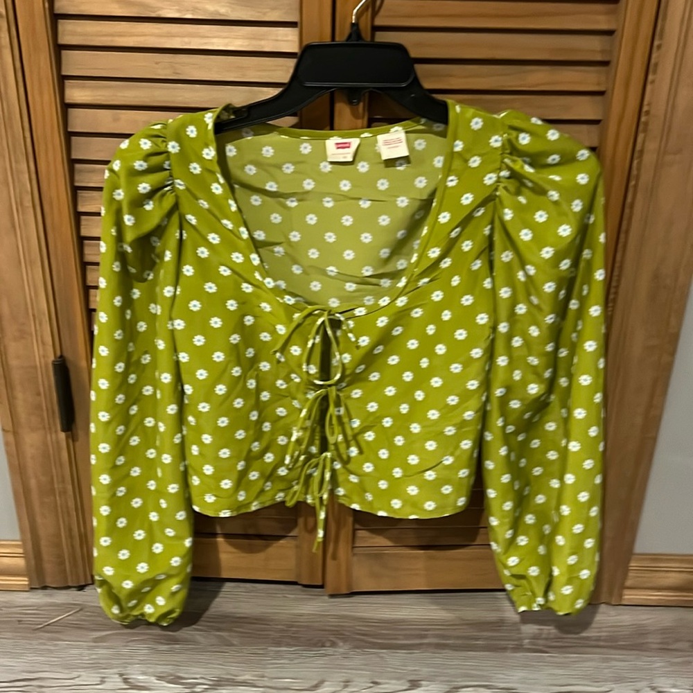 Levi's Green Floral Crop Top